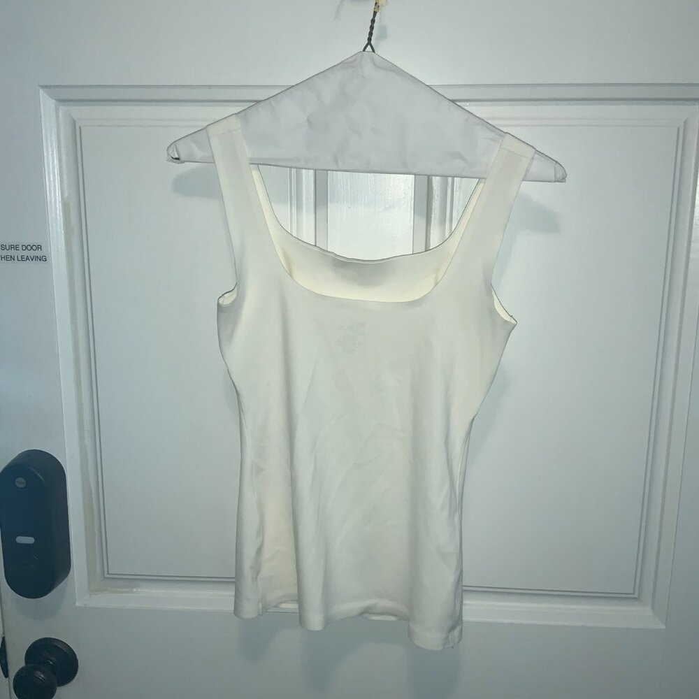 shapewear tank top - Picture 2 of 3